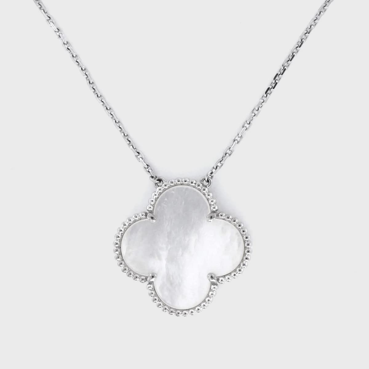 Van Cleef &amp; Arpels Magic Alhambra
