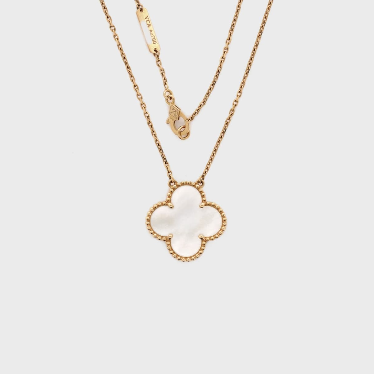 Van Cleef &amp; Arpels Magic Alhambra